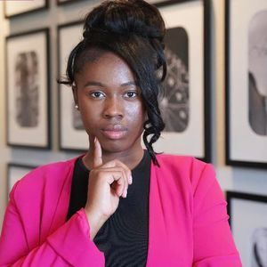 Meet your Posher, Denise